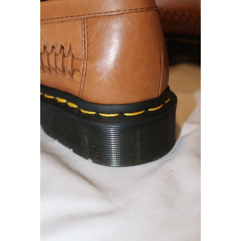 Dr. Martens Women's Adrian Leather Tassel Loafer Saddle Tan Sz 7 NEW - Picture 5 of 6